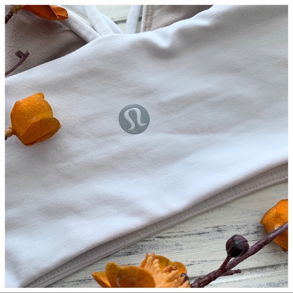 Lululemon Strappy Sports Bra - Picture 5 of 9